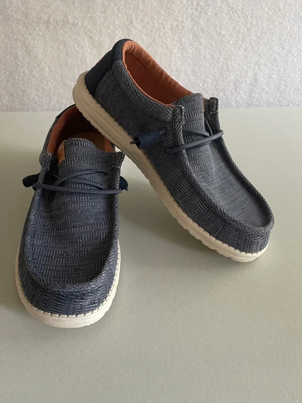 HEYDUDE Men's Wally Grid Slip-on Memory Foam Loafers Blue - Size 10 (Like new)